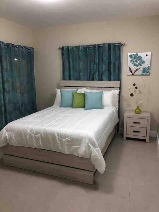Jamaica Reggae Villa Lucea Ngoại thất bức ảnh